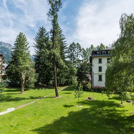 Au Coeur De Chamonix, Un Ecrin De Verdure Apartamento Exterior foto